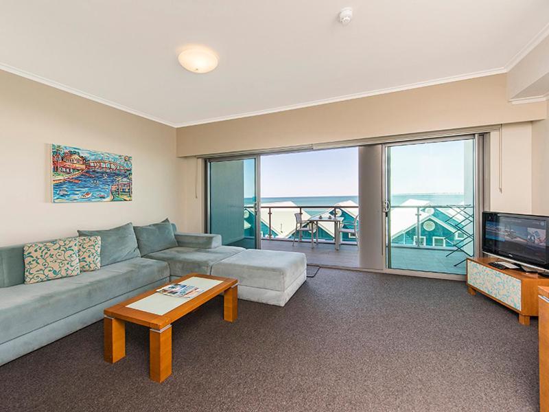 מנדורה An Ocean,Beachfront And Pool View Apartment 210 מראה חיצוני תמונה