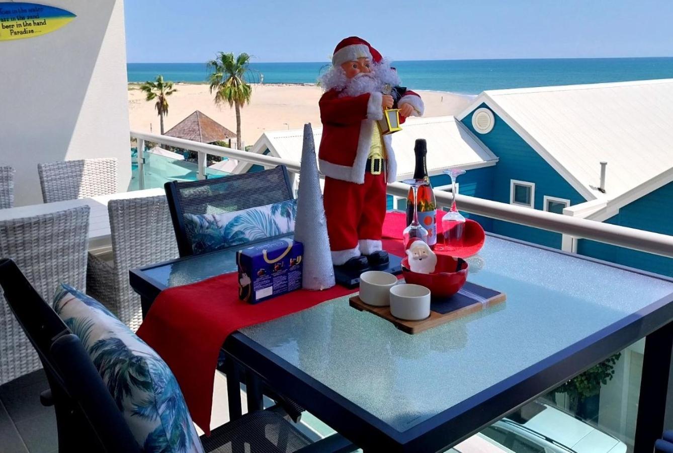 מנדורה An Ocean,Beachfront And Pool View Apartment 210 מראה חיצוני תמונה